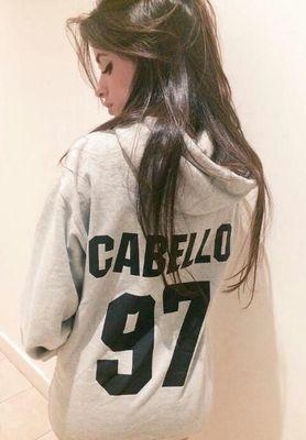 Ela era um abismo sem fim e eu desejo ter asas até hoje ✨❤ -Harmonizer ♡ -Camren Shipper ♡