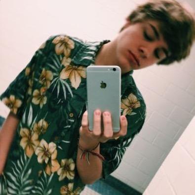 free follow, go follow @paynemytrainn