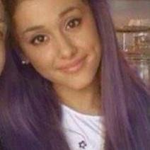 follow @spainarianagb