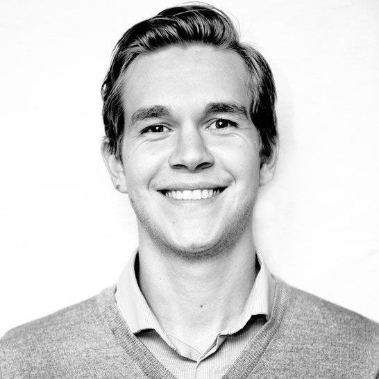 Bachelor i Markedskommunikasjon ved Handelshøyskolen BI Oslo. Fulltids A.S. Roma-supporter. Twitrer om så mangt.