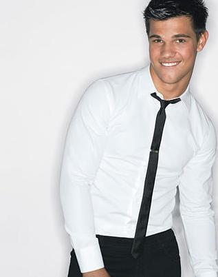 TeamLautnerUK's profile picture. All the info on Taylor Lautner! 
You dont need to be a fan from the UK to get involved! :)

Follow & we'll follow you back! :)