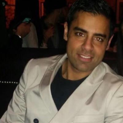 Senior Director of Sales & Marketing @upchaininc #plm #saas #sales loves to go out and have fun with friends!!