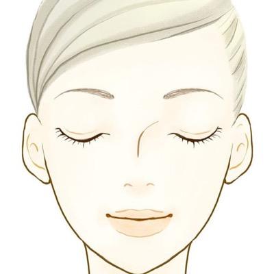 可愛くなりたい 小顔矯正 話題の コルギ を使ったやり方です 両手の中指と人差し指の第二関節でアゴを挟み そのまま耳の方までスライドしていきます これを気になった時になどにやってみてください リンパの流れがよくなり肌のたるみも無くなり