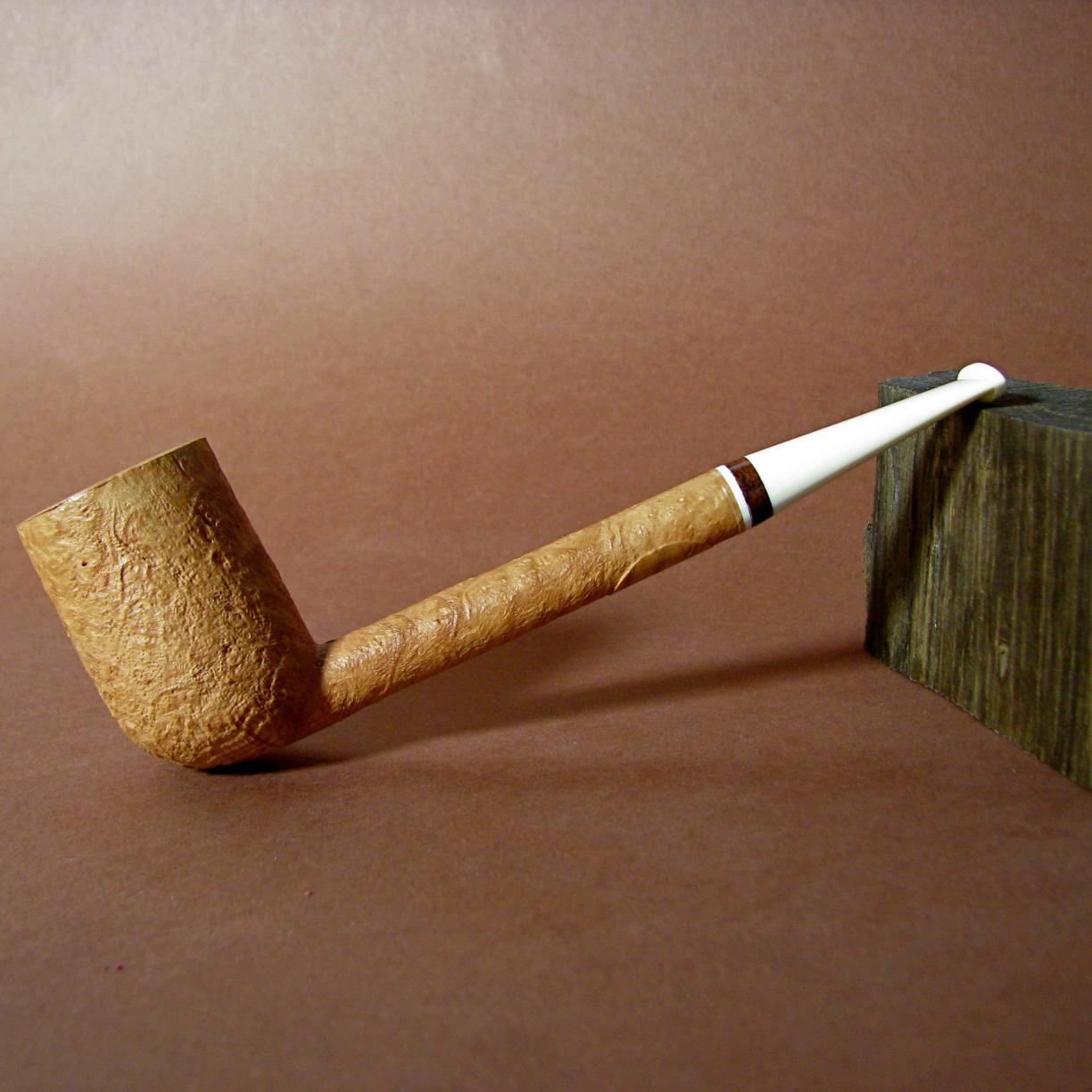 Pipe maker