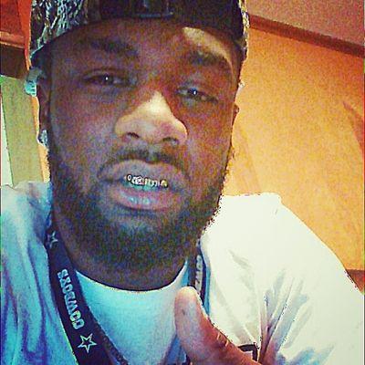 Blackassjamaica's profile picture. Real nigga ☝ get money ✌ ... I GET IT HOW I LIVE .... IG: Blackassjamaica