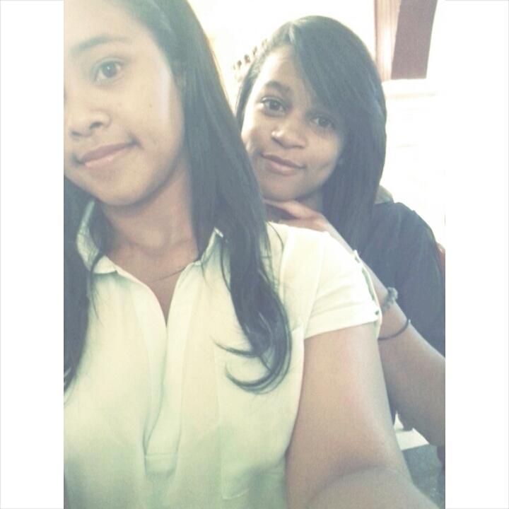 AleskaRojass's profile picture. 15. MALUMA♔