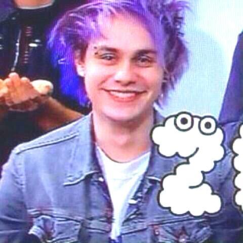 michael⋆*❁*⋆｡*