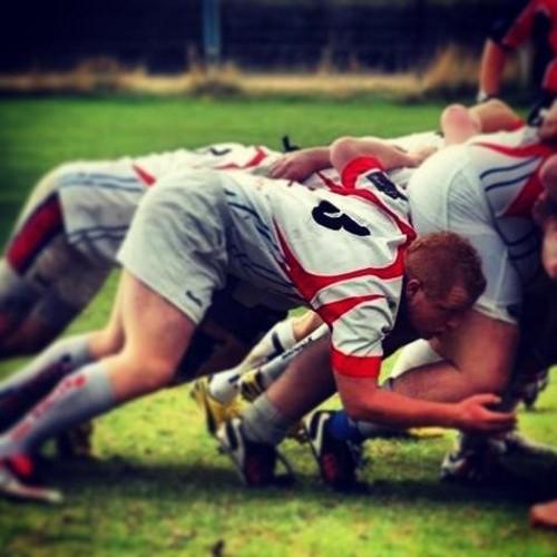6'2 15 stone rugby player. Eppwrfc till I die. What else do you need haha