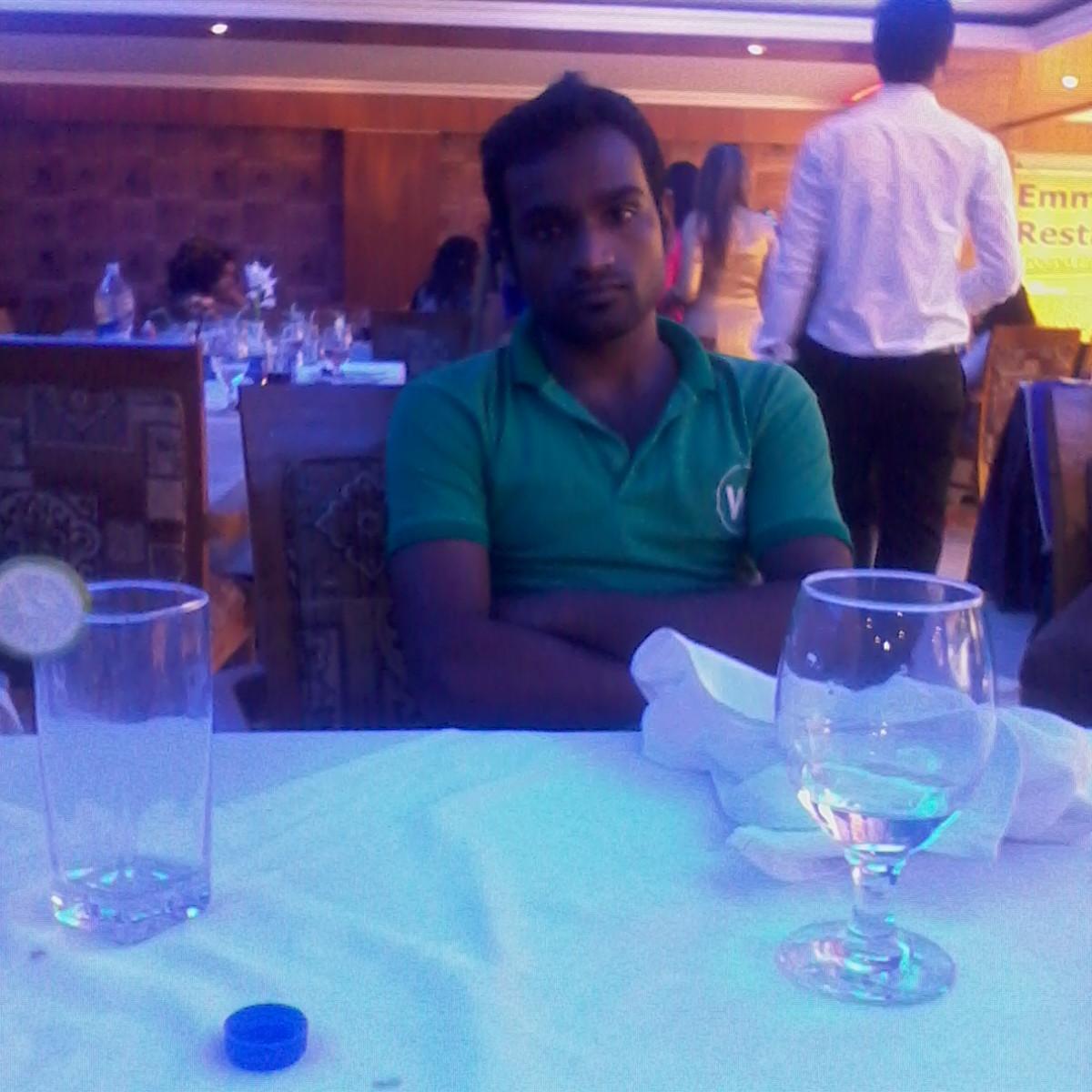 itosman01's profile picture. 