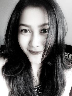 puputnoviaL's profile picture. do it now sometime later become never