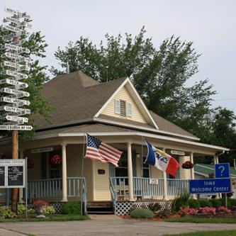 Tucked away in SE Iowa. Discover the history. Experience people, places, events. Immerse yourself in the culture & beauty. Come home. #VisitDavisCounty