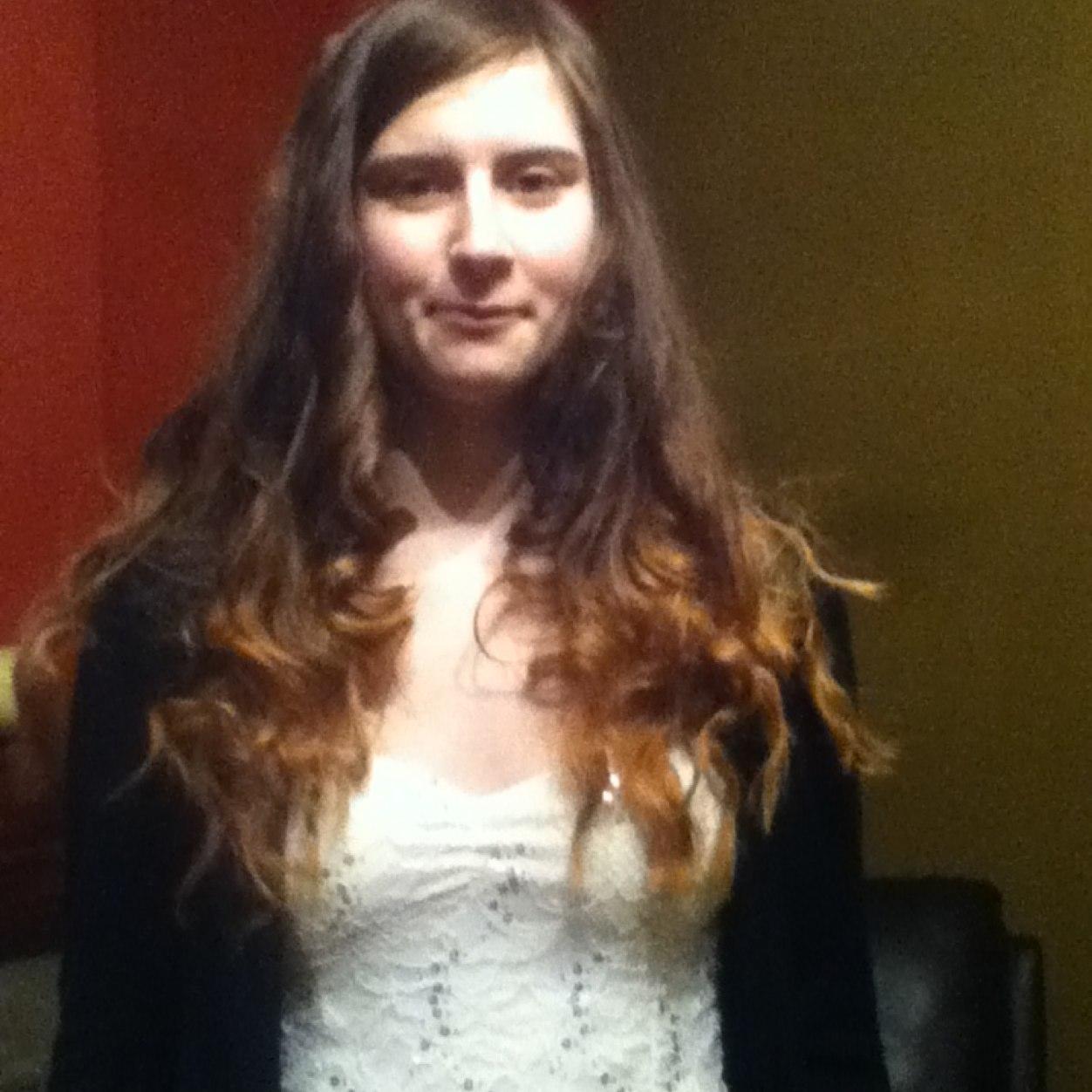 com_komalie's profile picture. 