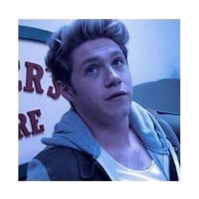 FOLLOW AND TWEET @wxnkingpayne FOR FREE FOLLOWS OR A DM TO LIAM - FOLLOW @lockxscrens FOR MORE