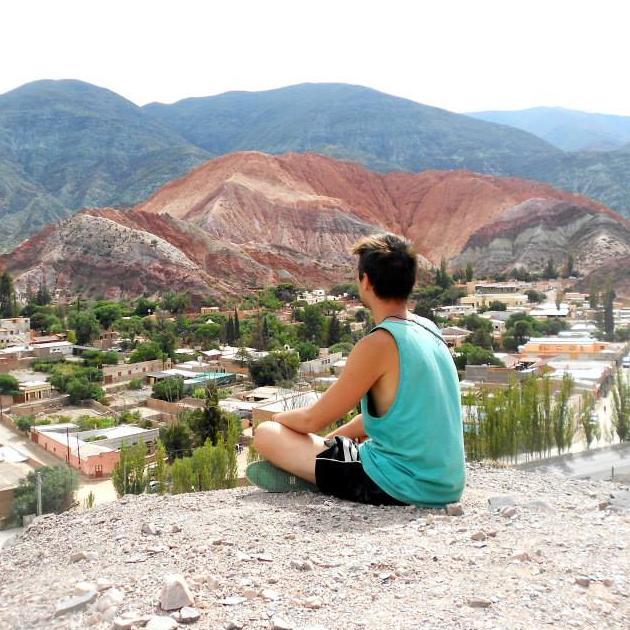 HerniCav's profile picture. Y deberás crear si quieres ver a tu tierra en paz