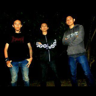split brutal deathmetal | Member official @bagus_devotion(vocal+guitar) irfan (bass) riki(drum) | info : 089611871351 pin : 5711A146