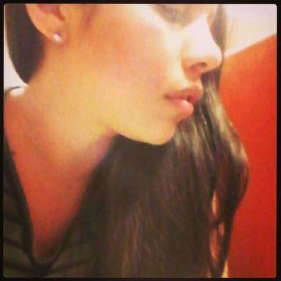 VeraBetiana's profile picture. Nadie suma sin restar