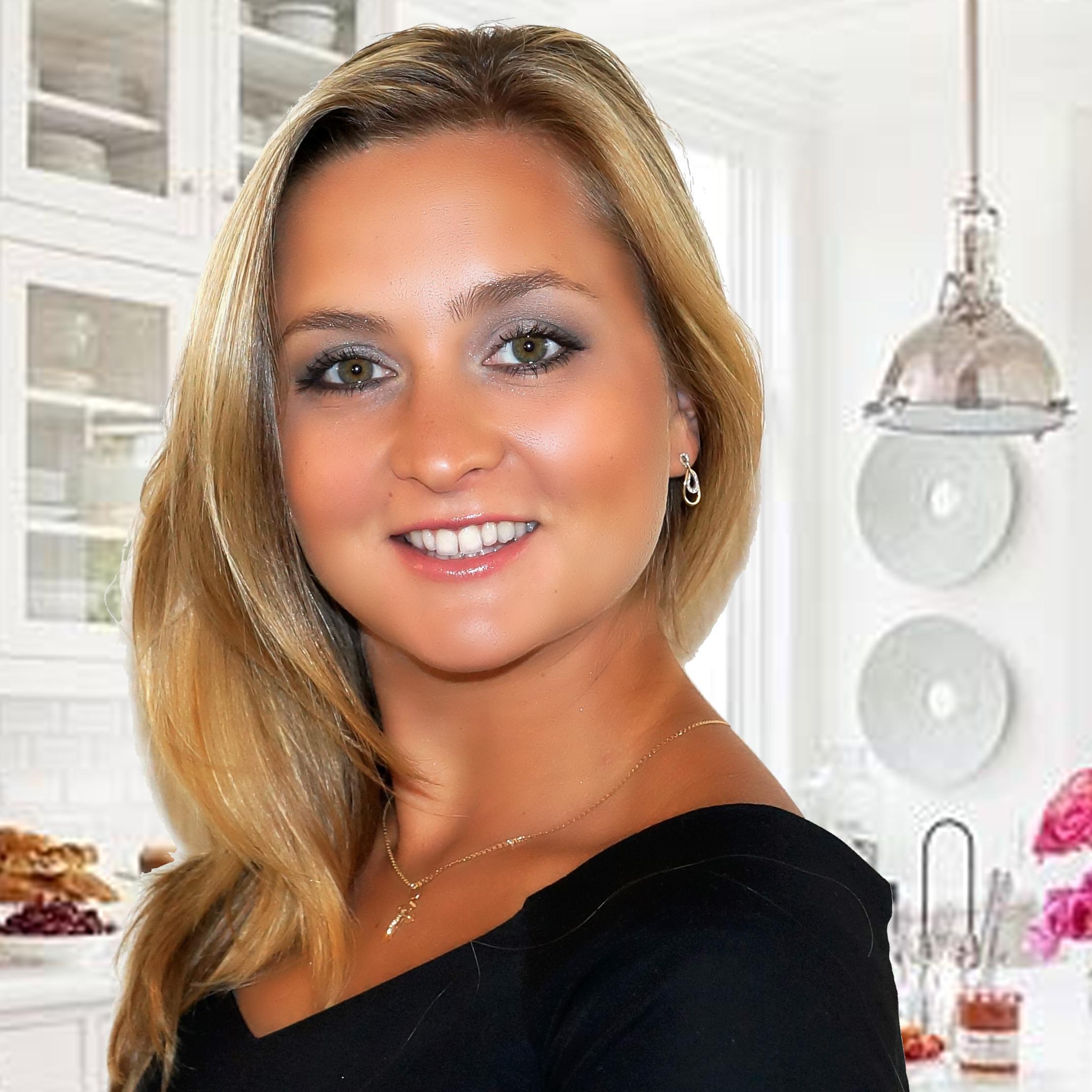 DinaPolselli's profile picture. Graduate of Roberts Wesleyan College. Ambitious #Real #Estate #Agent, Part-Time #Tennis Professional, and Caring Wife. Bilingual in #Russian  & English.