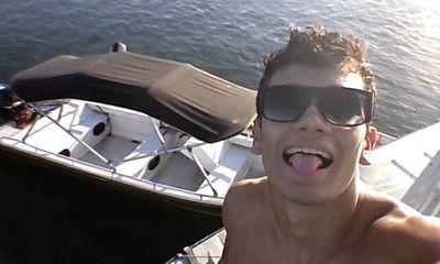 E quando penso que tudo está perdido, Deus mostra que dias melhores virão. Ser felizmente é o meu objetivo.