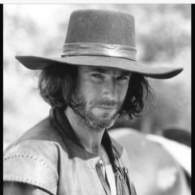 17querys's profile picture. i pull