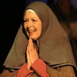 realsarahgood's profile picture. 