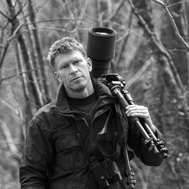 Professional wildlife photographer, passionate conservationist,  international wildlife guide. 7 Years Of Camera Shake author. Parkinson's UK charity Ambassador