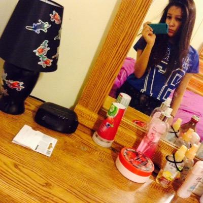 follow @jayceeespinosax 
my other twitter.