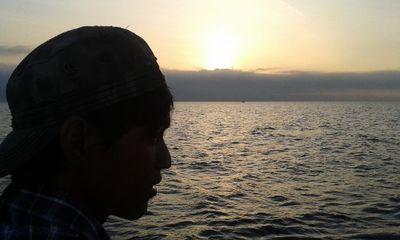 tukang cat es batu jhon mores  i'am still on the world