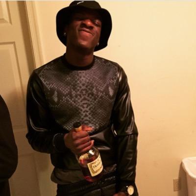 I Live Like A Man Whose Dead Already...I Have No Fear Of Anything And Anybody- Malcom X 
 #Msmary #CollegeBound #Knowledge #Darkskin Tweets Get Real