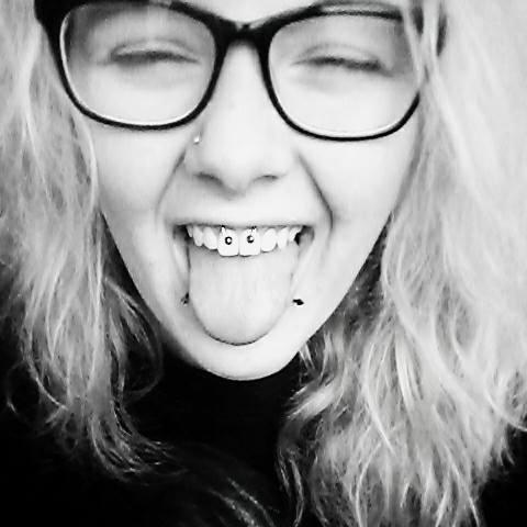 stella/16yers/slovenia/i love him :$