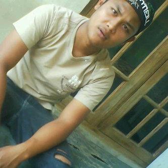 Indra_Benoitz's profile picture. berhenti berhayal dan mulay lakukan