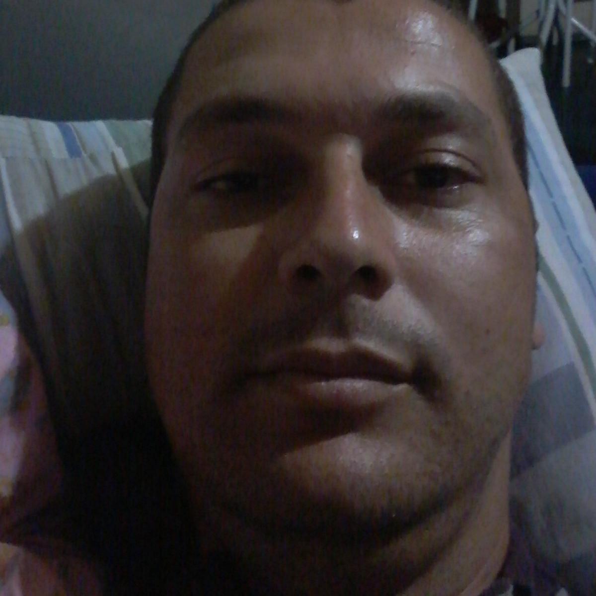 familyhousecia's profile picture. Family House Cia fazendo da sua vida algo bem mais simples.