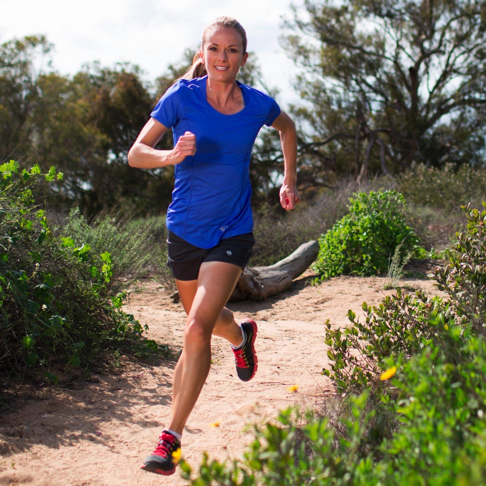 pro trail runner, 2x #OTQ marathoner, running coach, mom, @lululemon ambassador, @athletemamas founder