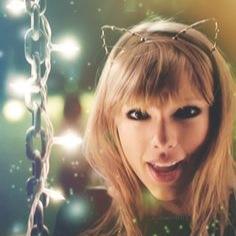 taylor é tão chupa fama, que enquanto o Harry ainda estava fazendo pão, ela já tava com 4 grammys na mão ~leve na brinks