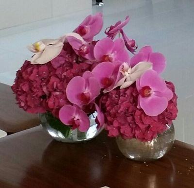 Nous offrons une réponse sur mesure à chacun de nos clients, que ce soit moderne ou classique, chaque demande trouve une réponse florale.