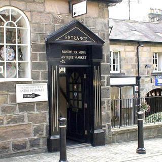 Montpellier Mews Antique Centre #Harrogate has 20 different specialist dealers displaying a large variety of antiques & collectibles.