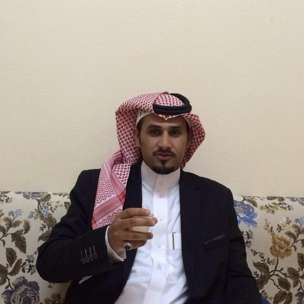 عش عفويتك تاركا للناس اثم الظنون ، فلك اجرهم ولهم ذنب مايعتقدون