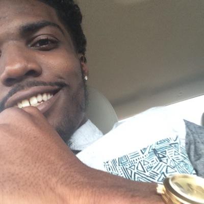 Yung nigga trying to make a million by the age 25 follow me I'll try to follow back #TeamRollup #90s #RIP A-Dogg
