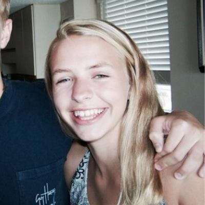VOTE BRONTÉ SMITH TO BE YOUR SOPHOMORE REP!!!