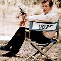 bm_on_campus's profile picture. chilled out entertainer