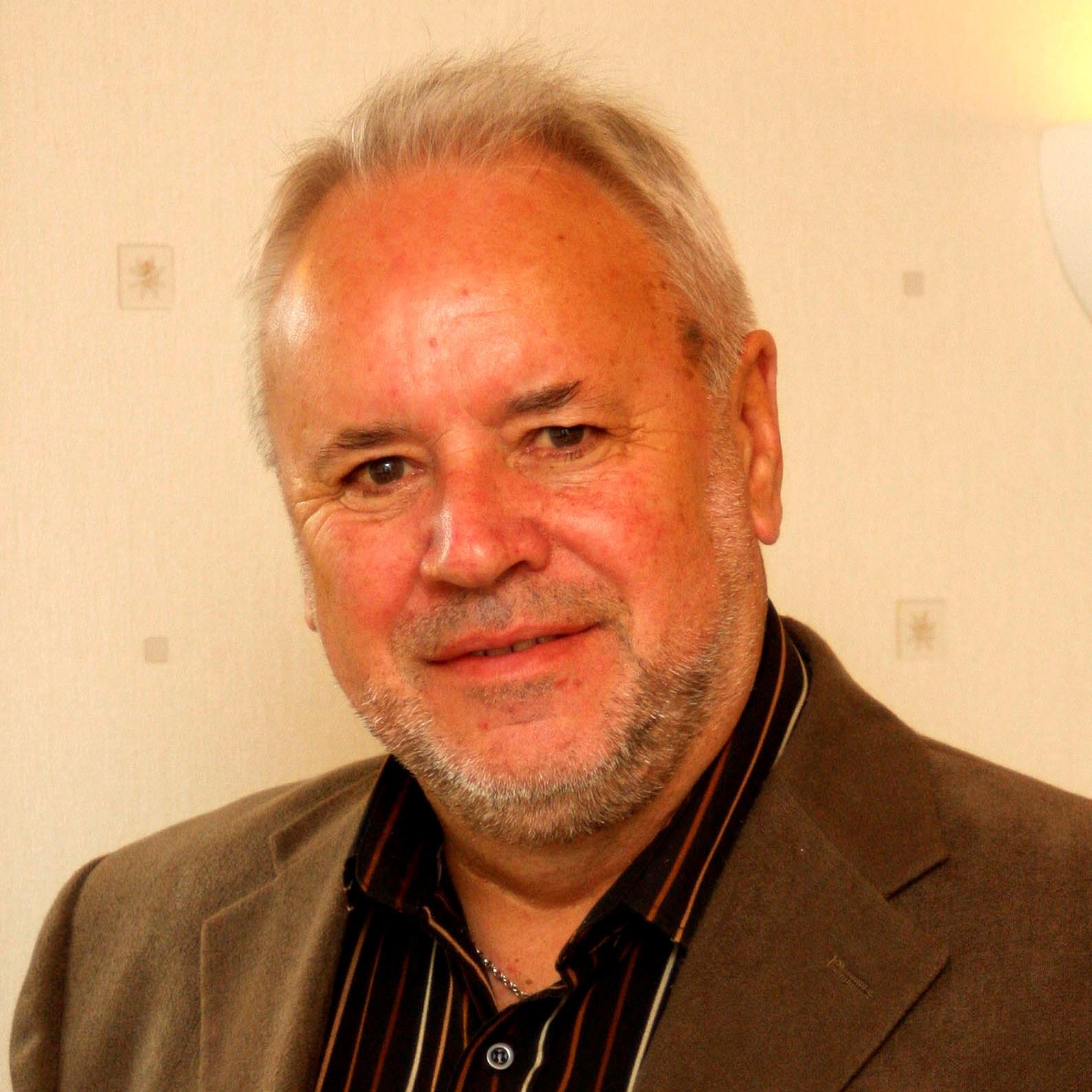 fjohnhurr's profile picture. F John Hurr is a biblical scholar, philosopher and freelance writer. Major influences include C.S. Lewis, Henning Mankell, Arthur Conan Doyle and M.R. James.