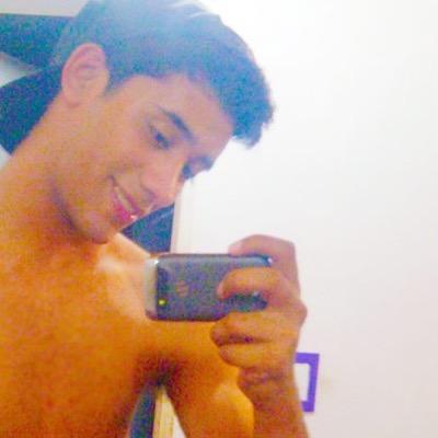 Usted tiene la brujería en sus labios