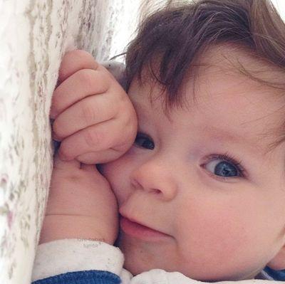 mamae kendall e papai nicolas • http://t.co/ayBlu5OgOg…