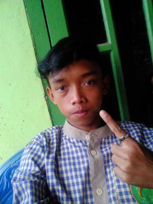hujan adalah airmata kesedihan :'(