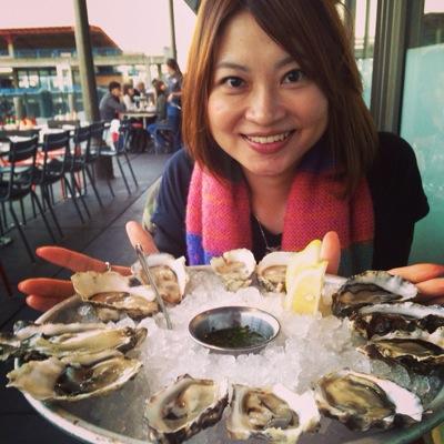 joancjc's profile picture. my reading notes