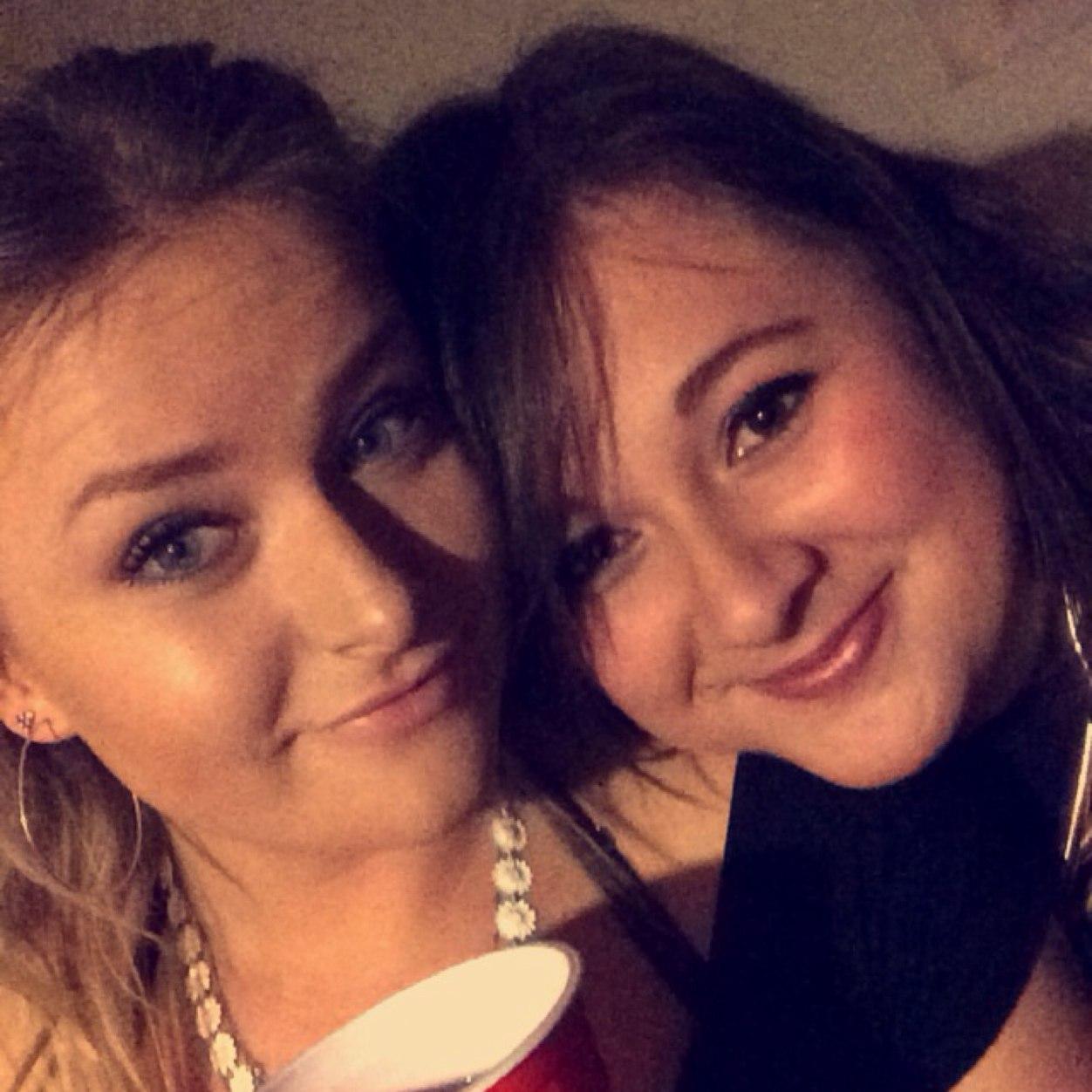 MotherHen1996's profile picture. Don't let your dreams be dreams