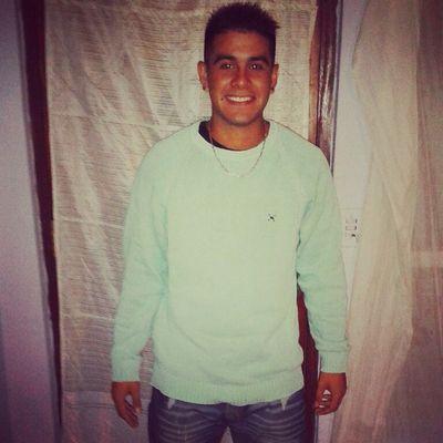 maximonzon1022's profile picture. 