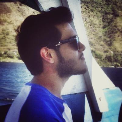 Un tweet no es suficiente para conocernos. Sigueme y te sigo.