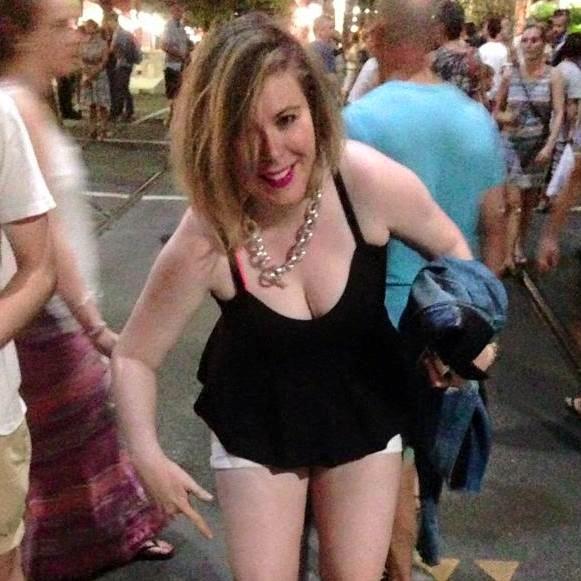 Going around having a lovely time... | 23 | Bands, Beach, Brunswick, Babes, Baking...Oh and adventures, geology, agriculture, fitness and snow! Insta: TFM_LIVVI