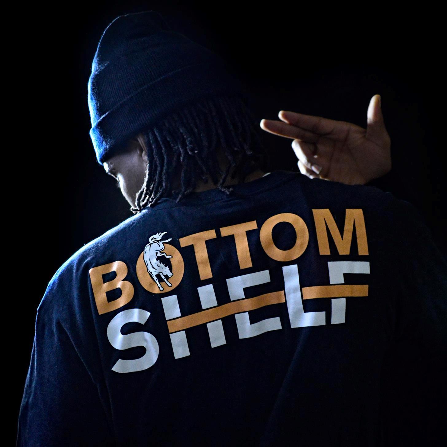 Originally from East St. Louis, Il now residing in Portland, Or. Im a recording artist/writer. My  passion is music this is what I love and hold dear to heart.