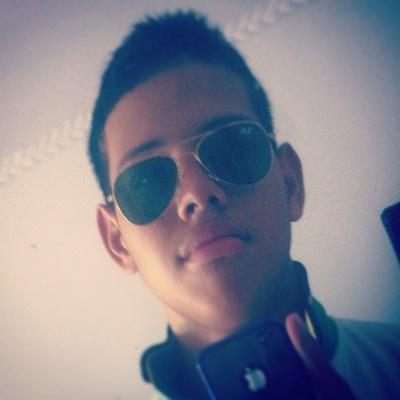 YarolAguilar's profile picture. 